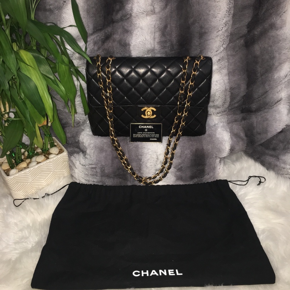 ❤️❤️SALE❤️❤️VINTAGE CHANEL JUMBO XL BAG FLAP